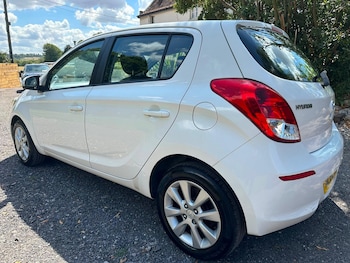Used Hyundai i20 2012 for sale - 79328942: Photo