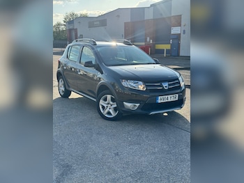 Used Dacia Sandero Stepway 2014 for sale - 78171512: Photo