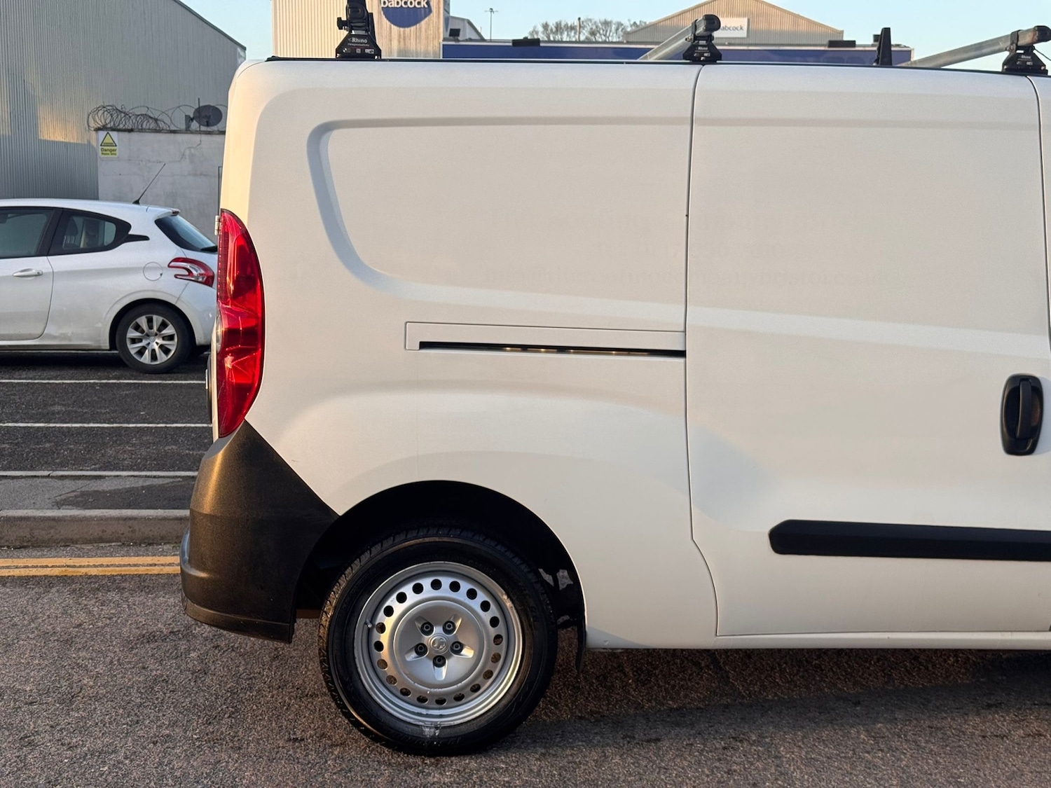 Used Vauxhall Combo 2018 for sale - 77060493: Photo 15