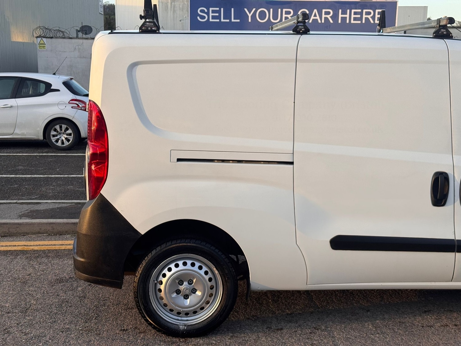 Used Vauxhall Combo 2018 for sale - 77060493: Photo 16
