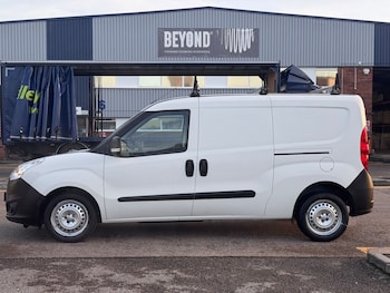 Used Vauxhall Combo 2018 for sale - 77060493: Photo