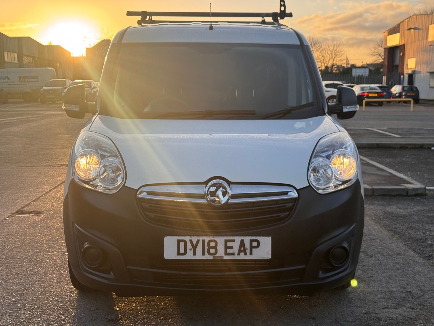 Used Vauxhall Combo 2018 for sale - 77060493: Photo 4