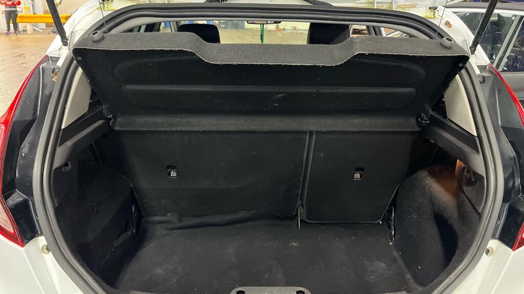 Used Ford Fiesta 2013 for sale - 77940238: Photo 7