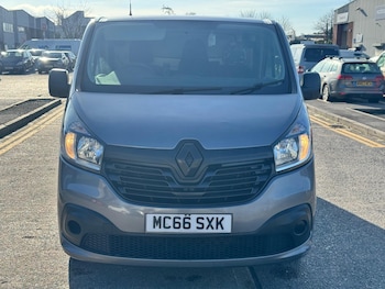 Used Renault Trafic 2017 for sale - 77512285: Photo