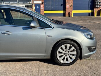 Used Vauxhall Astra 2013 for sale - 78946853: Photo