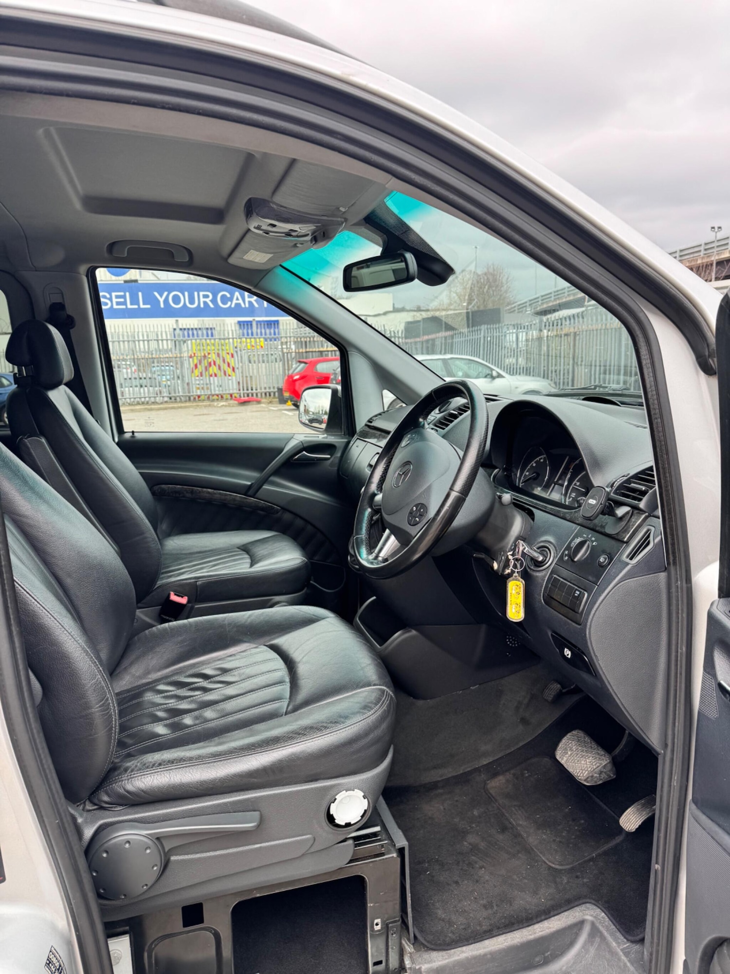 Used Mercedes-Benz Viano 2014 for sale - 77722567: Photo 24