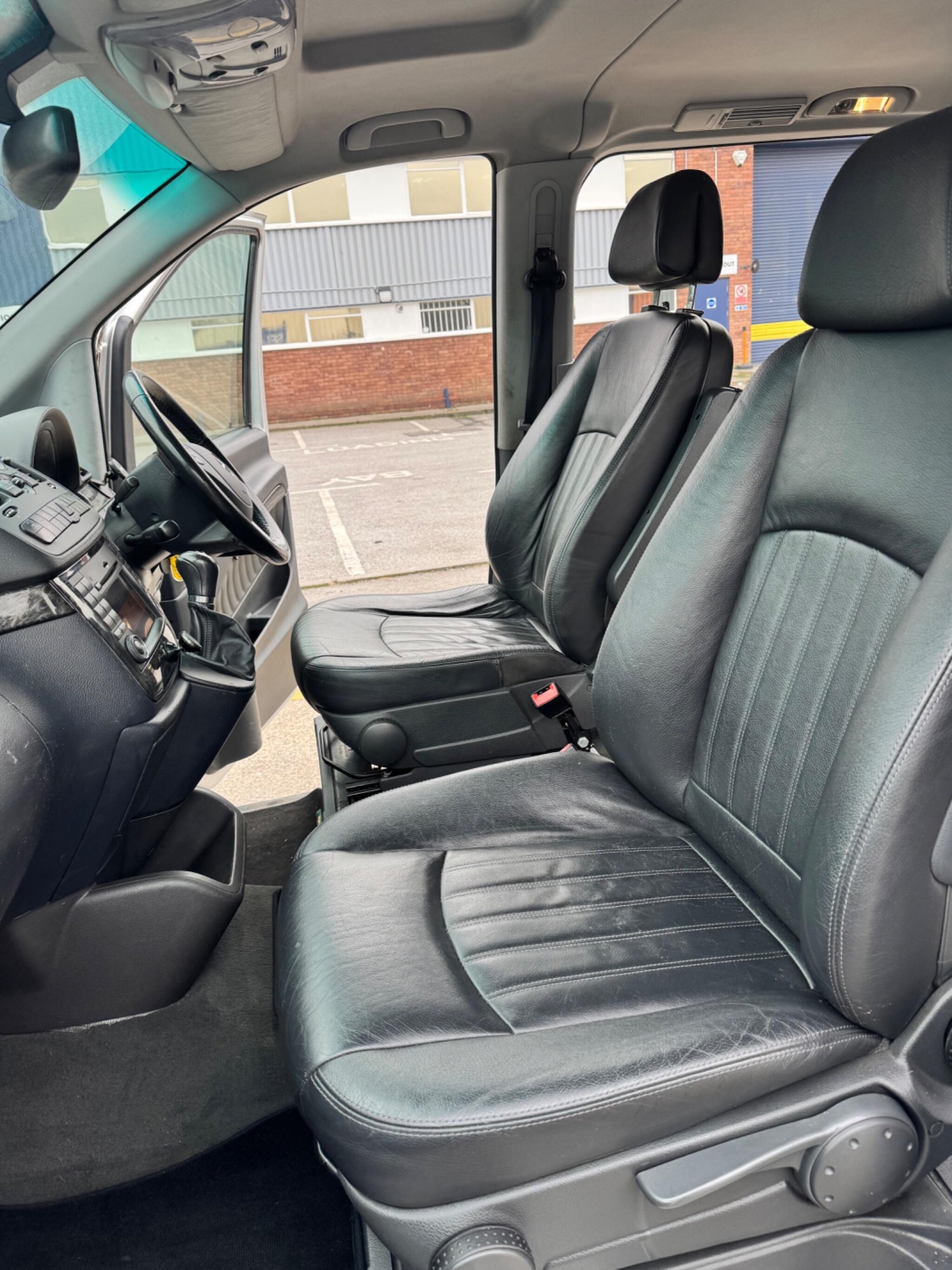 Used Mercedes-Benz Viano 2014 for sale - 77722567: Photo 37