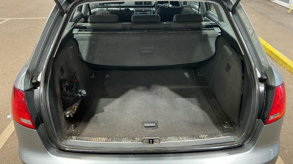 Used Audi A4 2005 for sale - 77939846: Photo 7