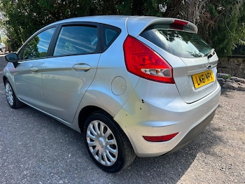 Used Ford Fiesta 2011 for sale - 79373759: Photo
