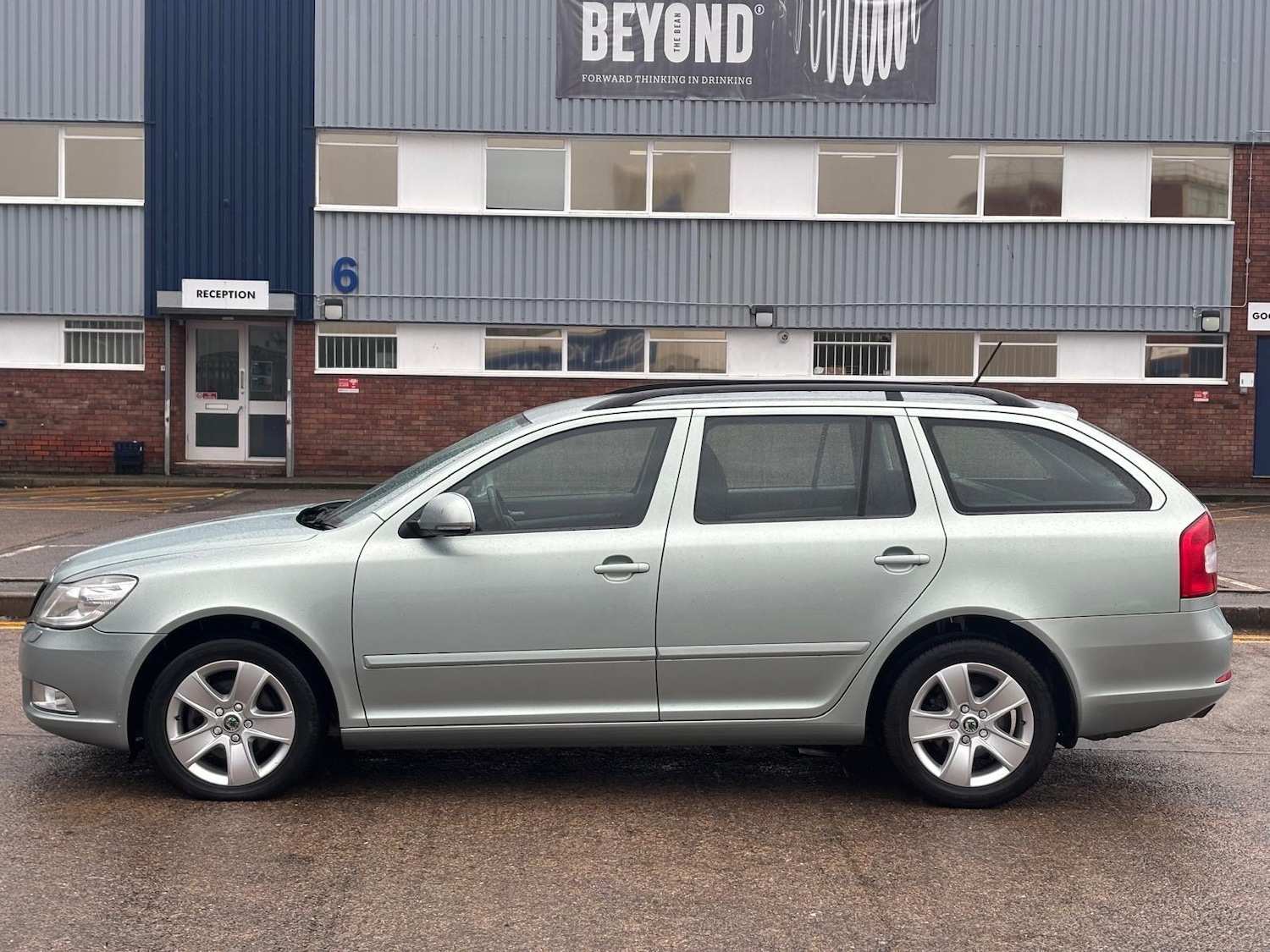 Used Skoda Octavia 2011 for sale - 77512290: Photo 2