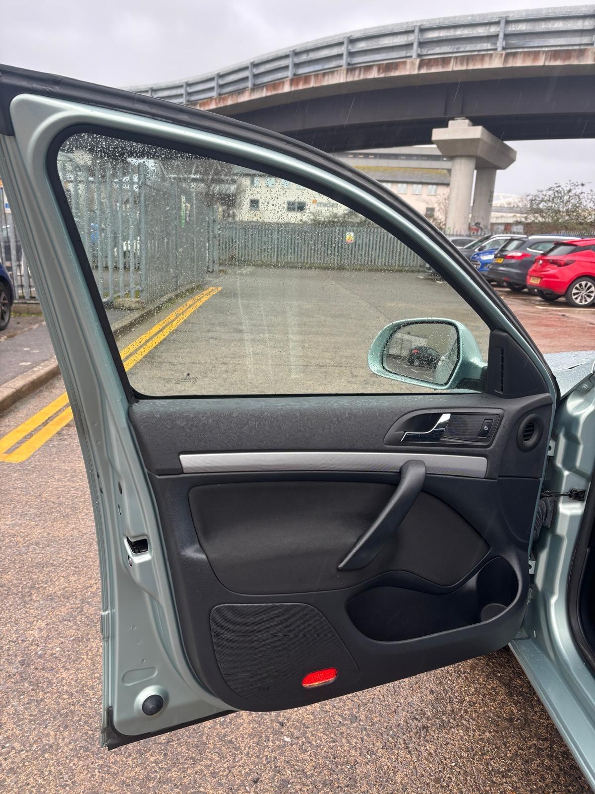 Used Skoda Octavia 2011 for sale - 77512290: Photo 21