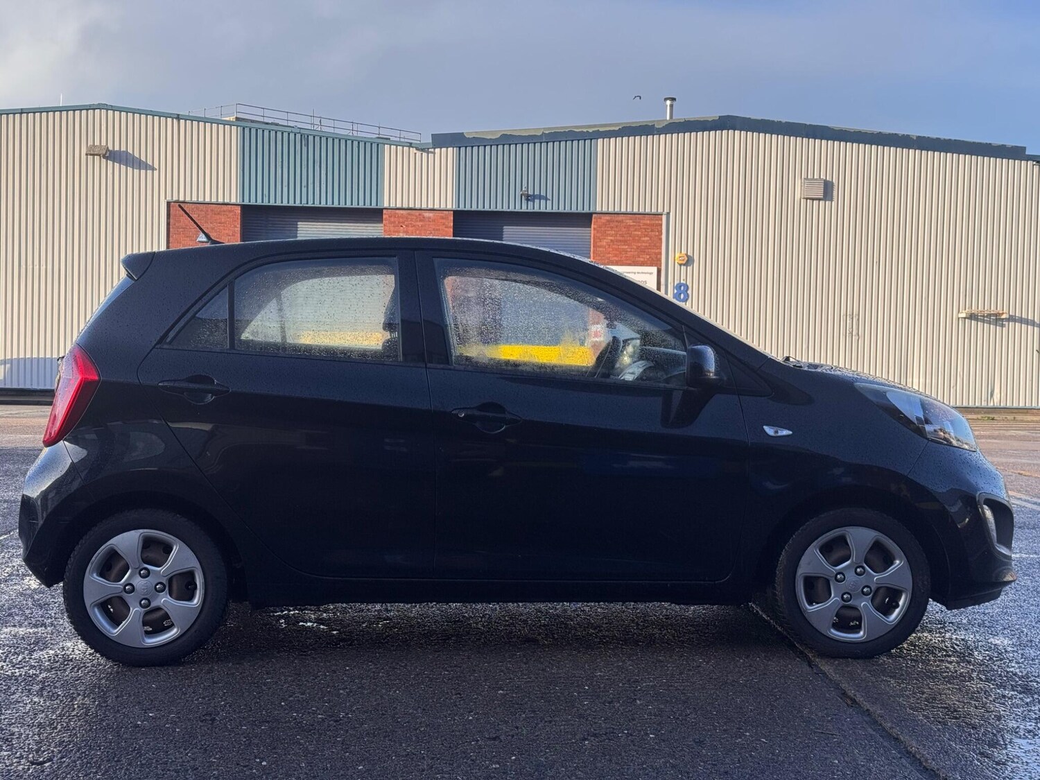 Used Kia Picanto 2011 for sale - 77710779: Photo 17
