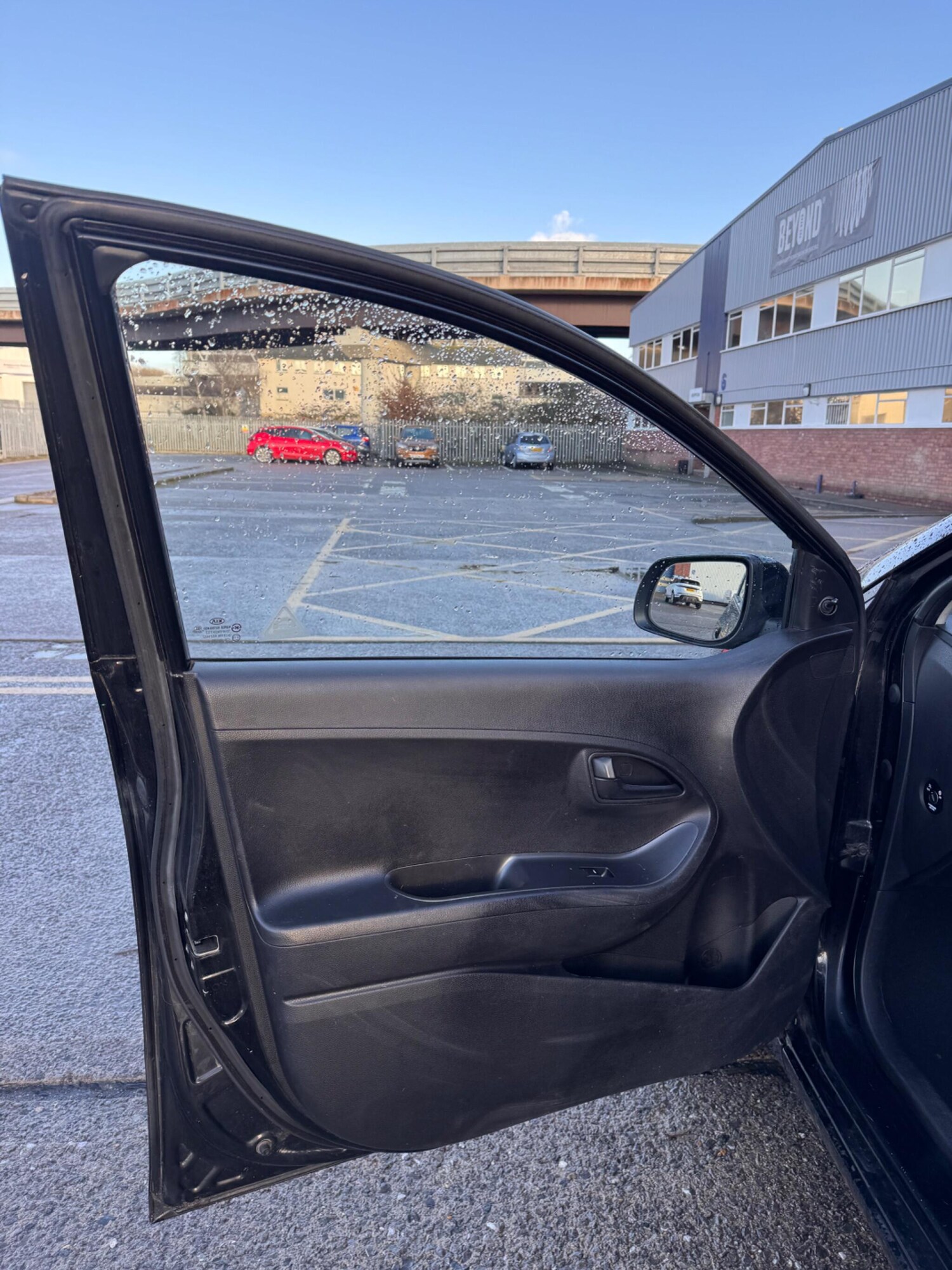 Used Kia Picanto 2011 for sale - 77710779: Photo 29