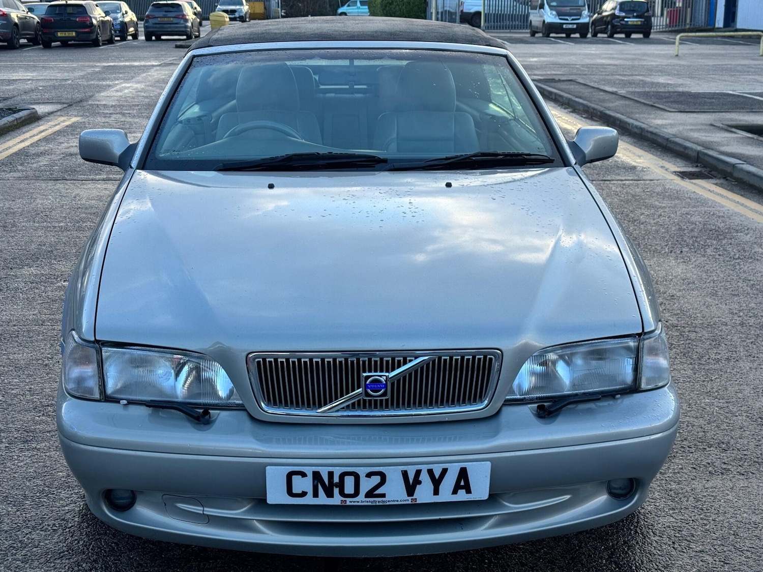 Used Volvo C70 2002 for sale - 77892140: Photo 2