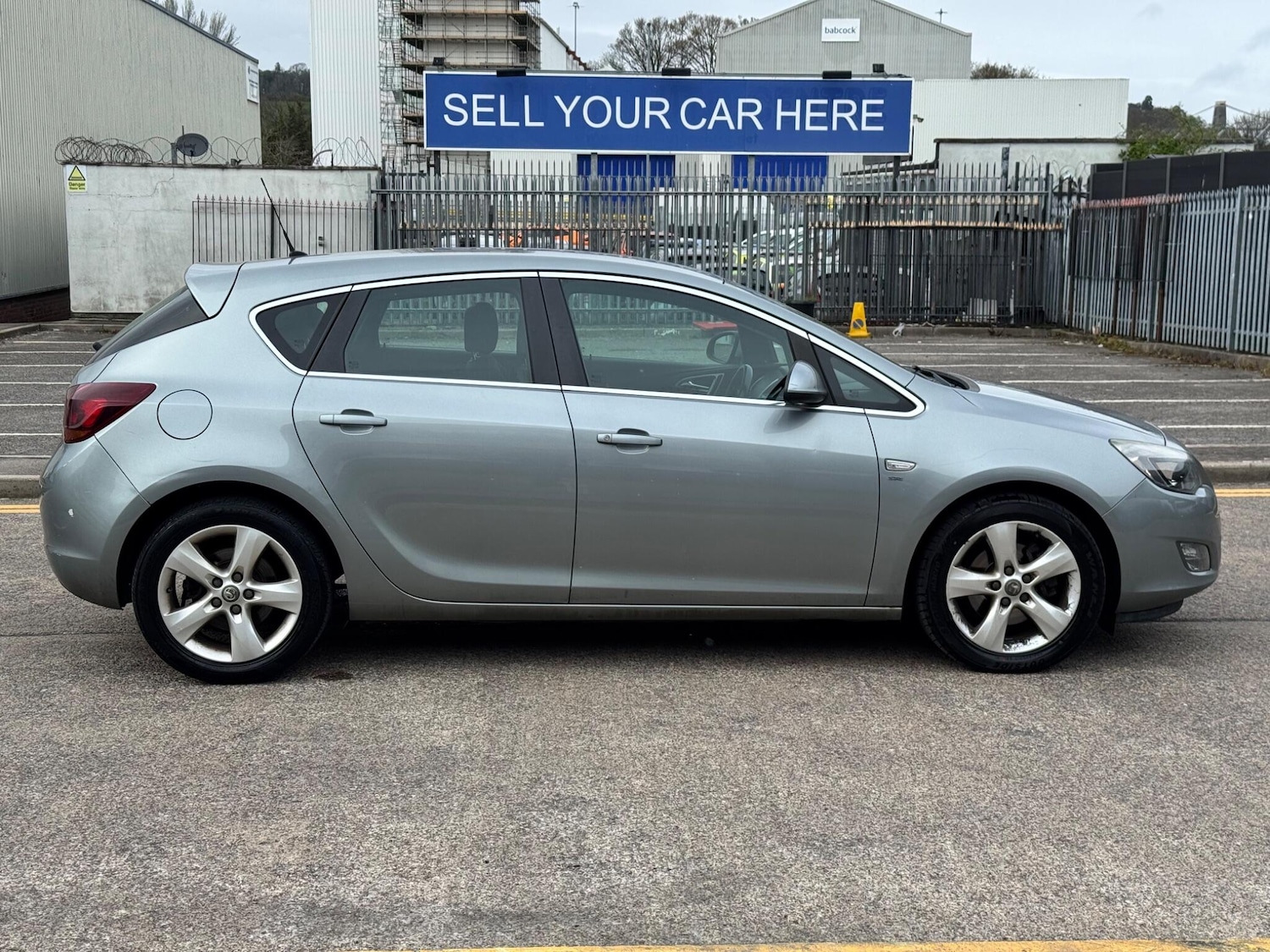 Used Vauxhall Astra 2012 for sale - 78071871: Photo 13