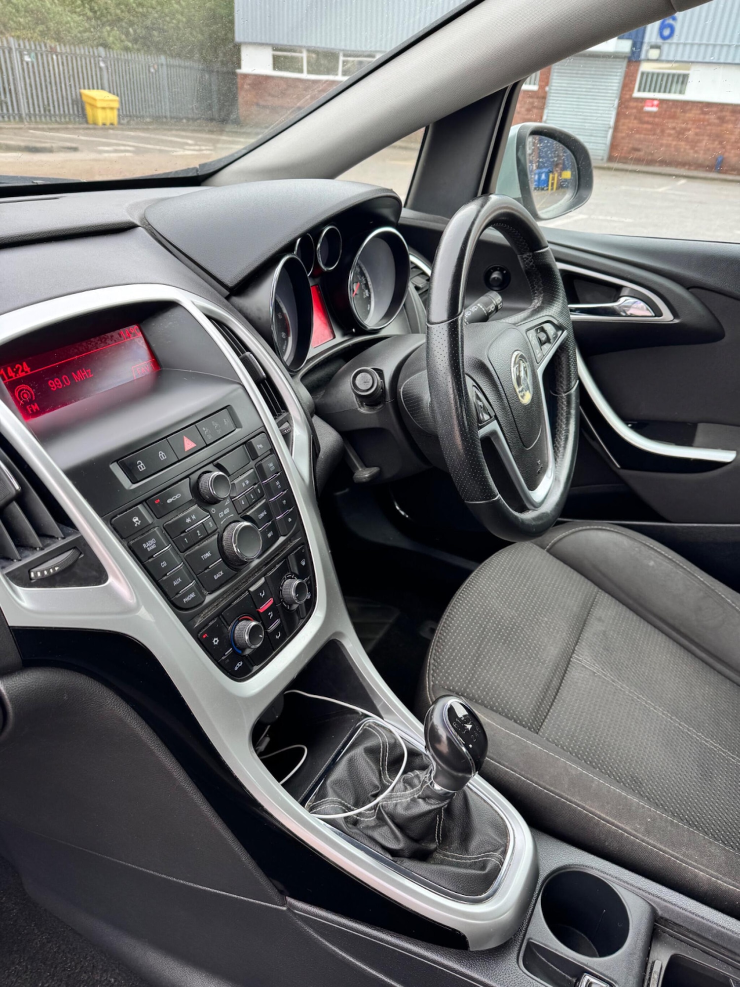 Used Vauxhall Astra 2012 for sale - 78071871: Photo 17