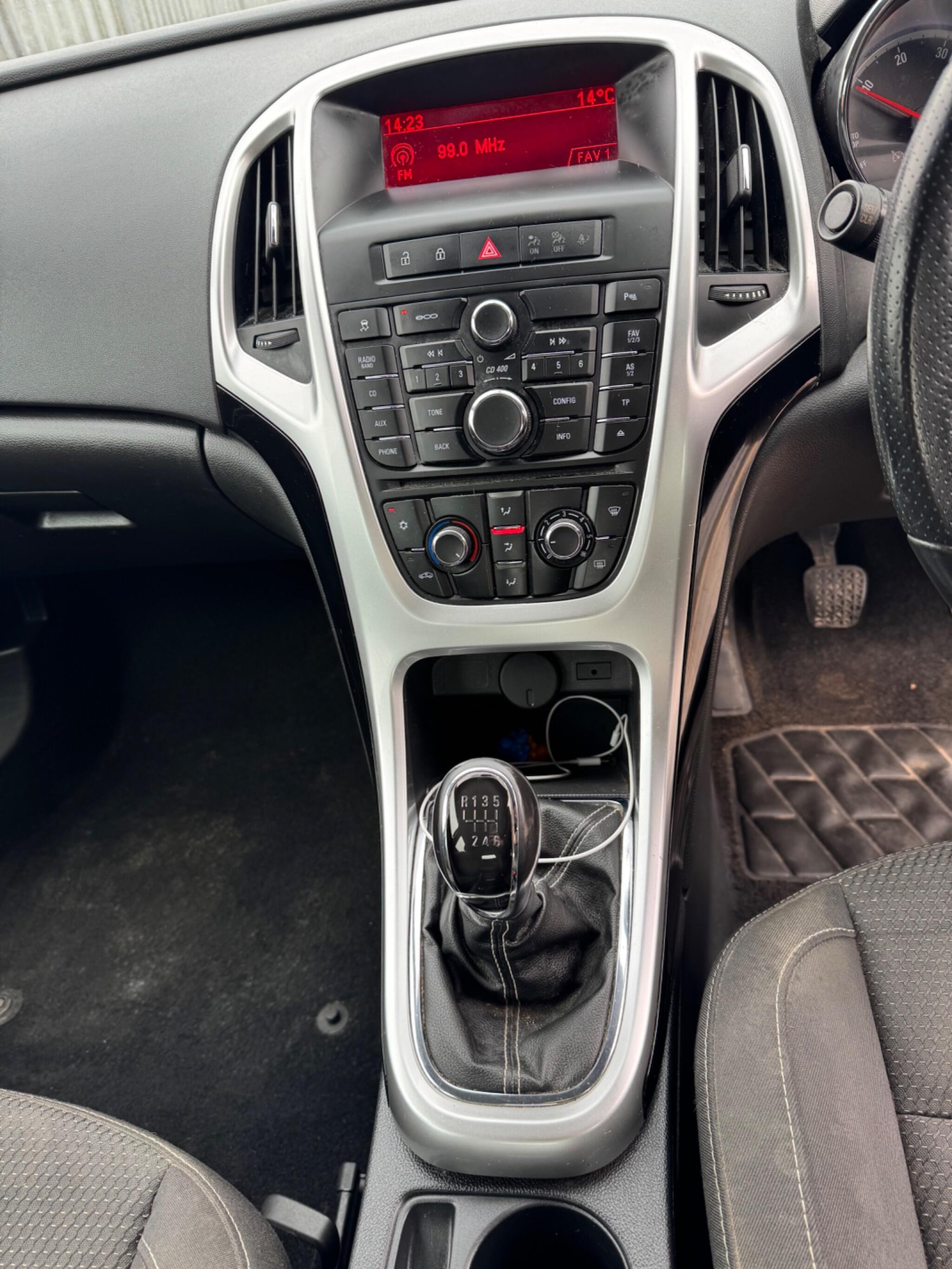 Used Vauxhall Astra 2012 for sale - 78071871: Photo 18