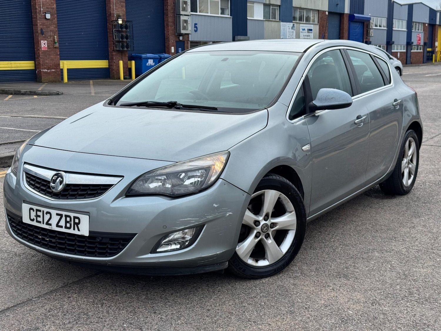 Used Vauxhall Astra 2012 for sale - 78071871: Photo 3