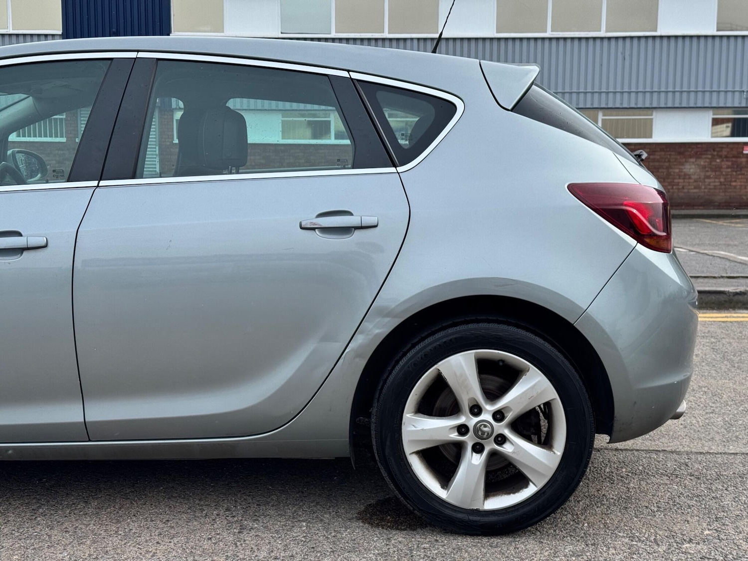 Used Vauxhall Astra 2012 for sale - 78071871: Photo 34