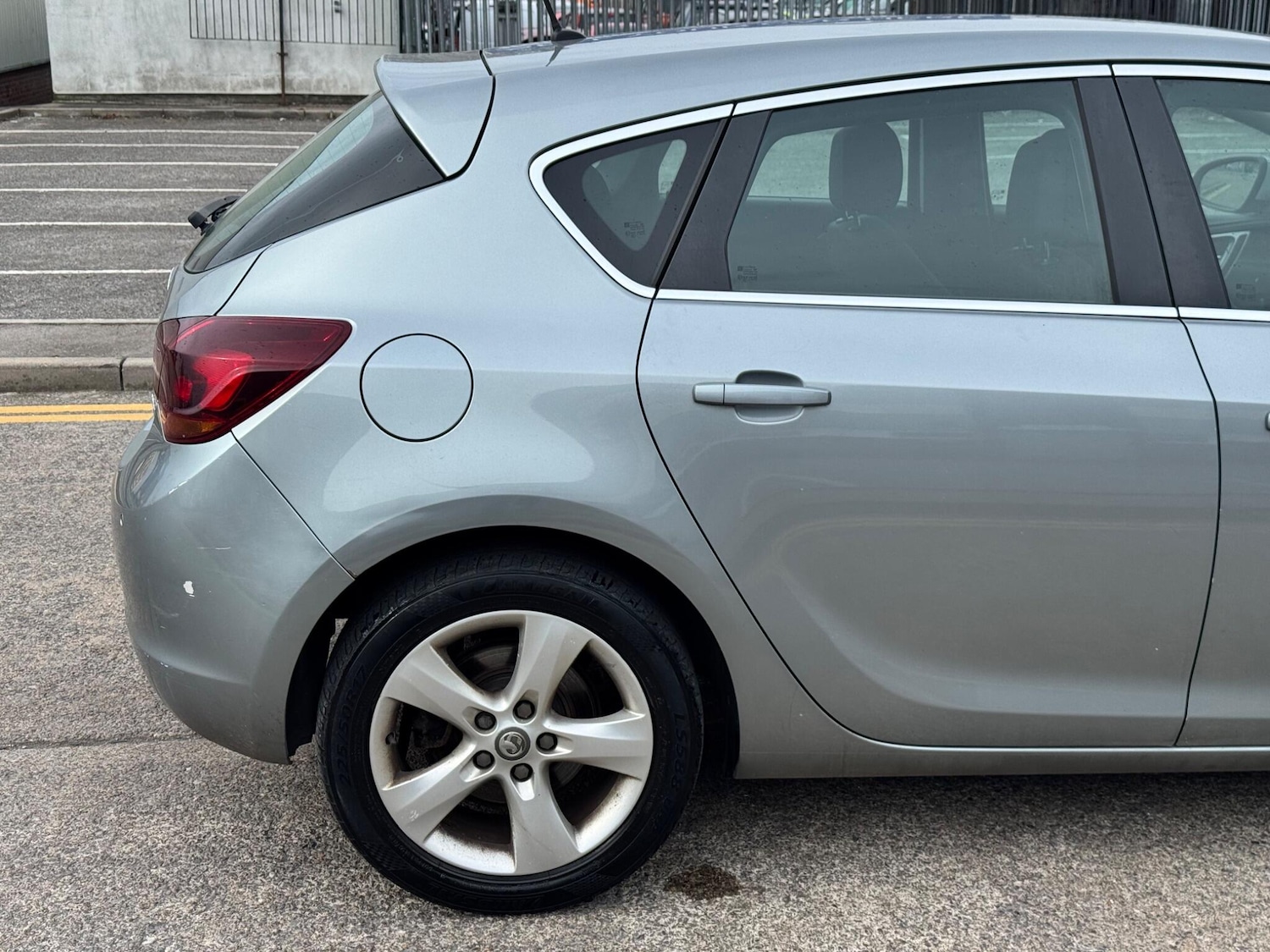 Used Vauxhall Astra 2012 for sale - 78071871: Photo 38