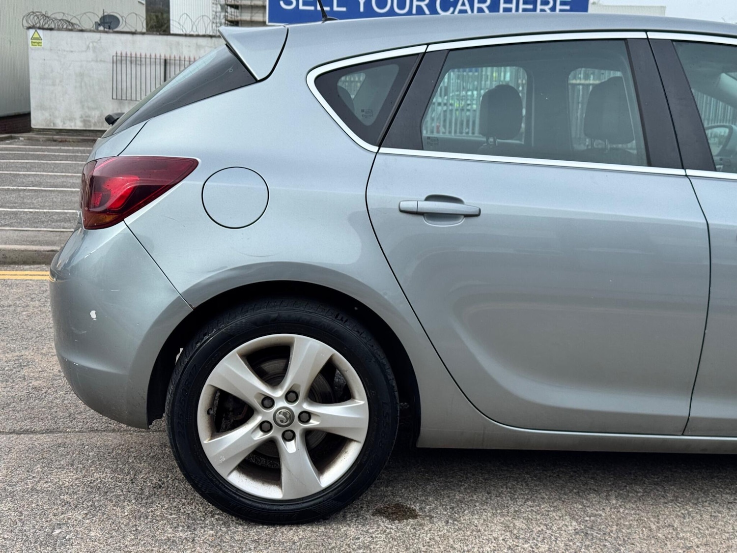 Used Vauxhall Astra 2012 for sale - 78071871: Photo 39