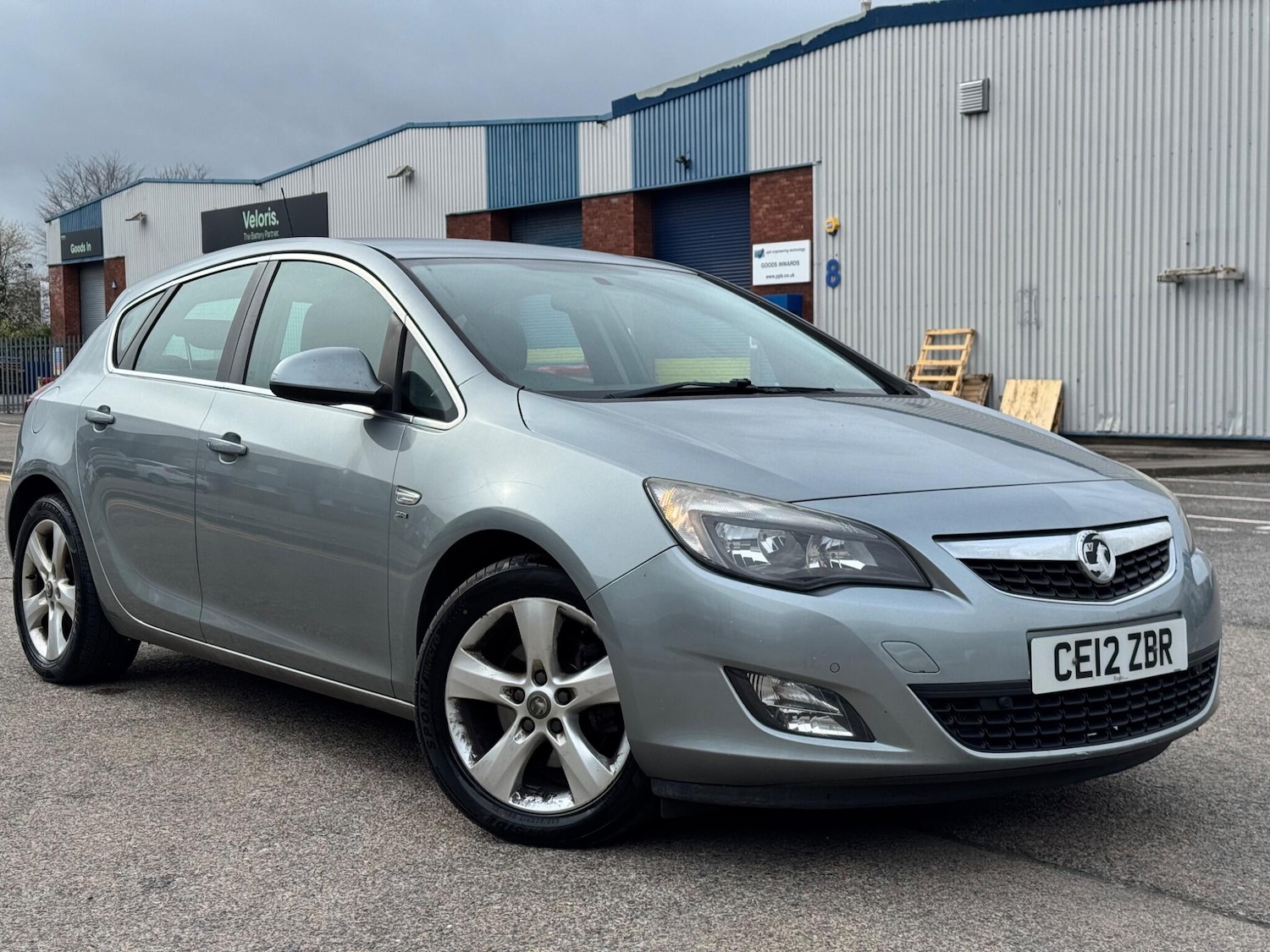 Used Vauxhall Astra 2012 for sale - 78071871: Photo 5