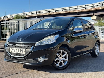 Used Peugeot 208 2014 for sale - 78946854: Photo