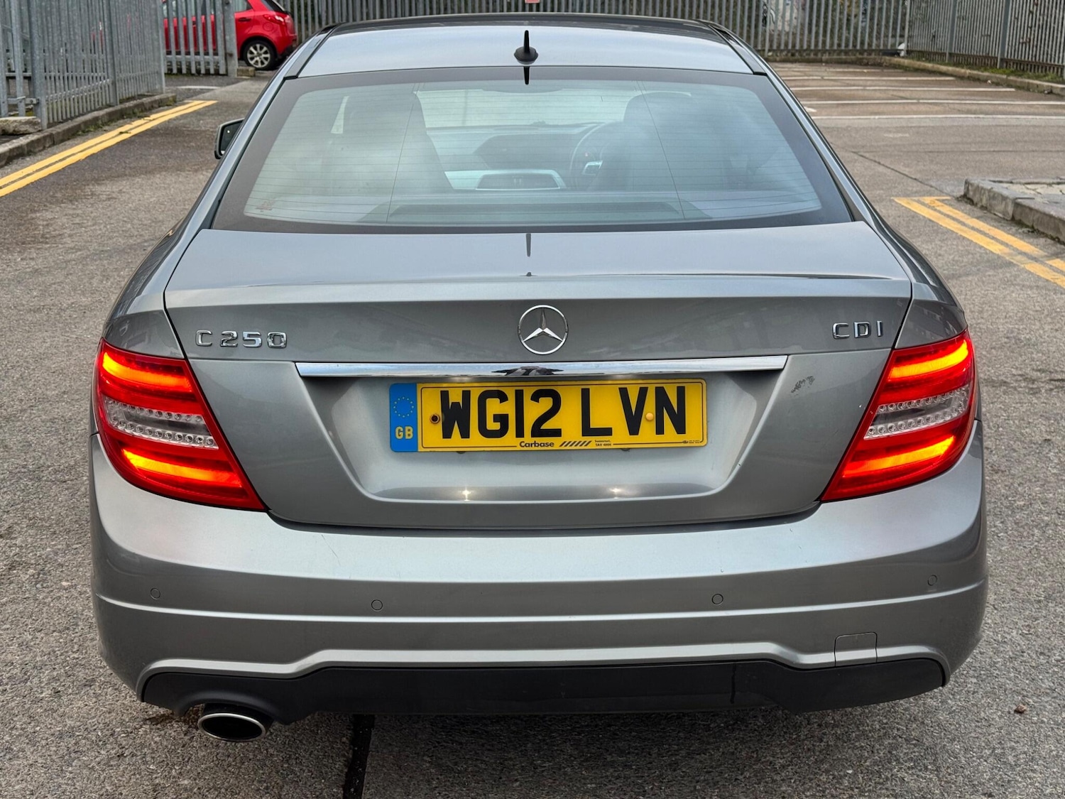 Used Mercedes-Benz C Class 2012 for sale - 77624923: Photo 11