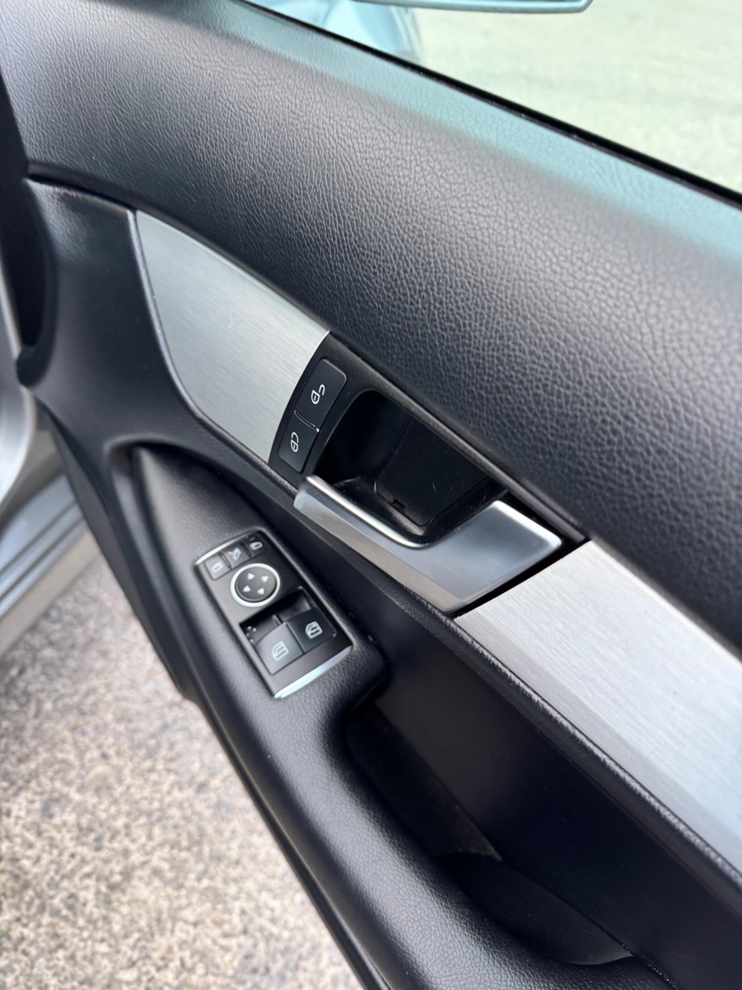 Used Mercedes-Benz C Class 2012 for sale - 77624923: Photo 30