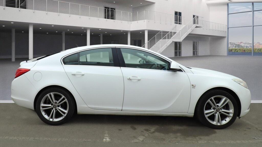 Used Vauxhall Insignia 2012 for sale - 77940618: Photo 5