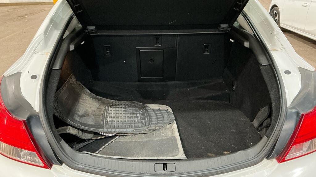 Used Vauxhall Insignia 2012 for sale - 77940618: Photo 7