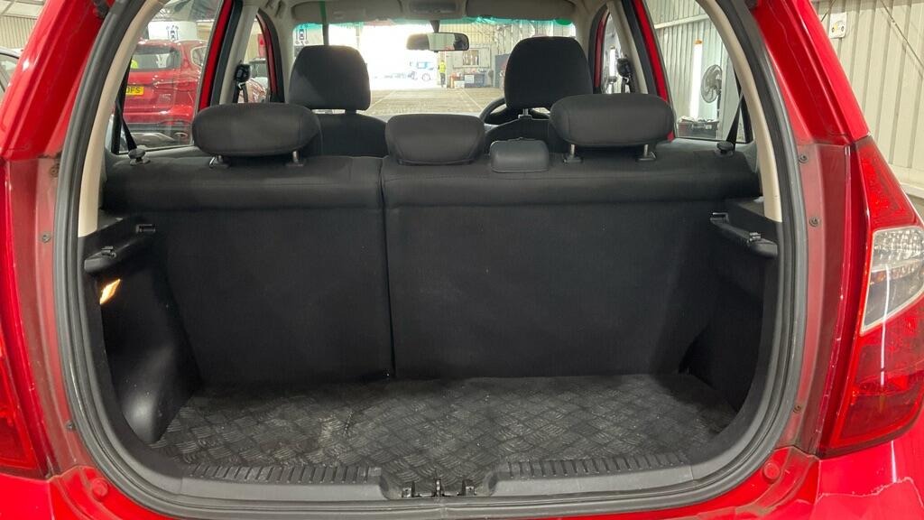 Used Hyundai i10 2011 for sale - 78047628: Photo 7