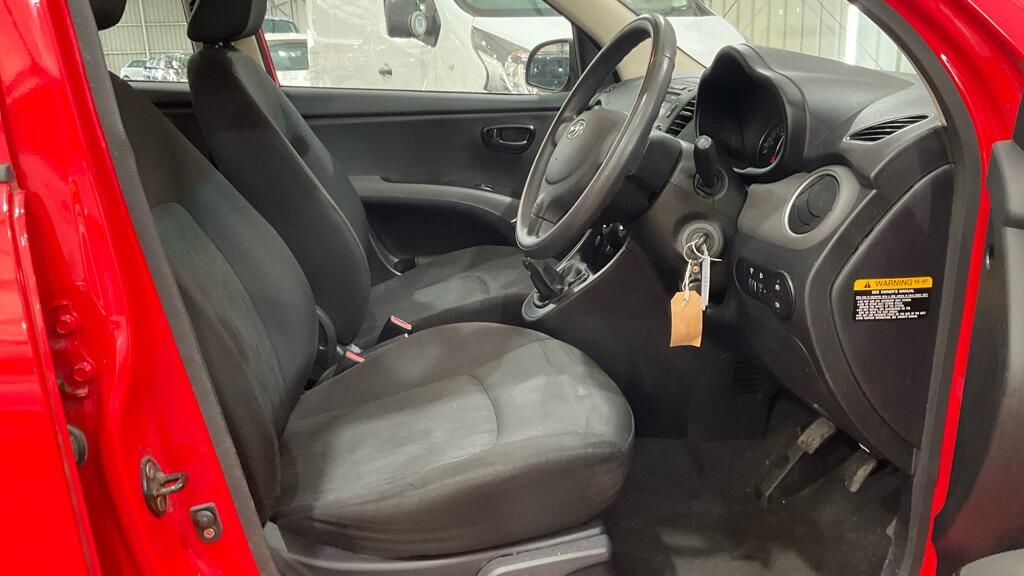 Used Hyundai i10 2011 for sale - 78047628: Photo 9