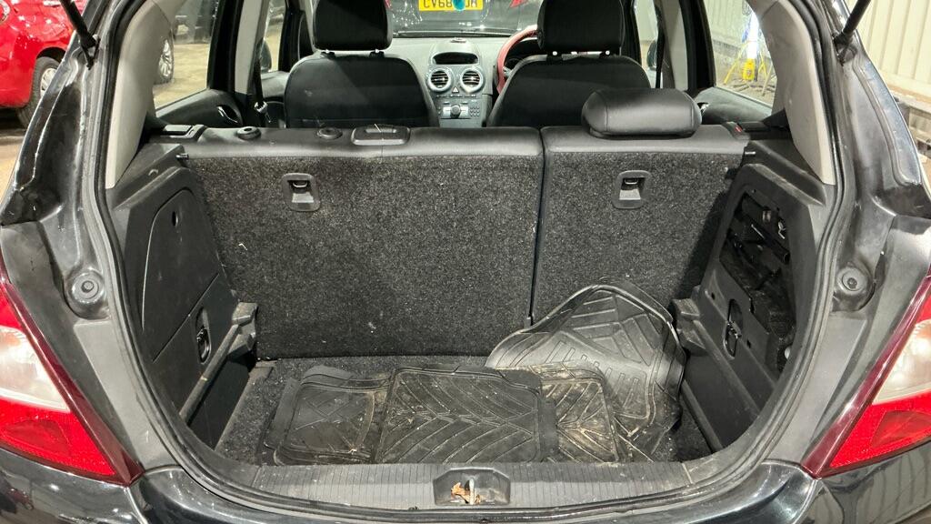 Used Vauxhall Corsa 2012 for sale - 77512289: Photo 7