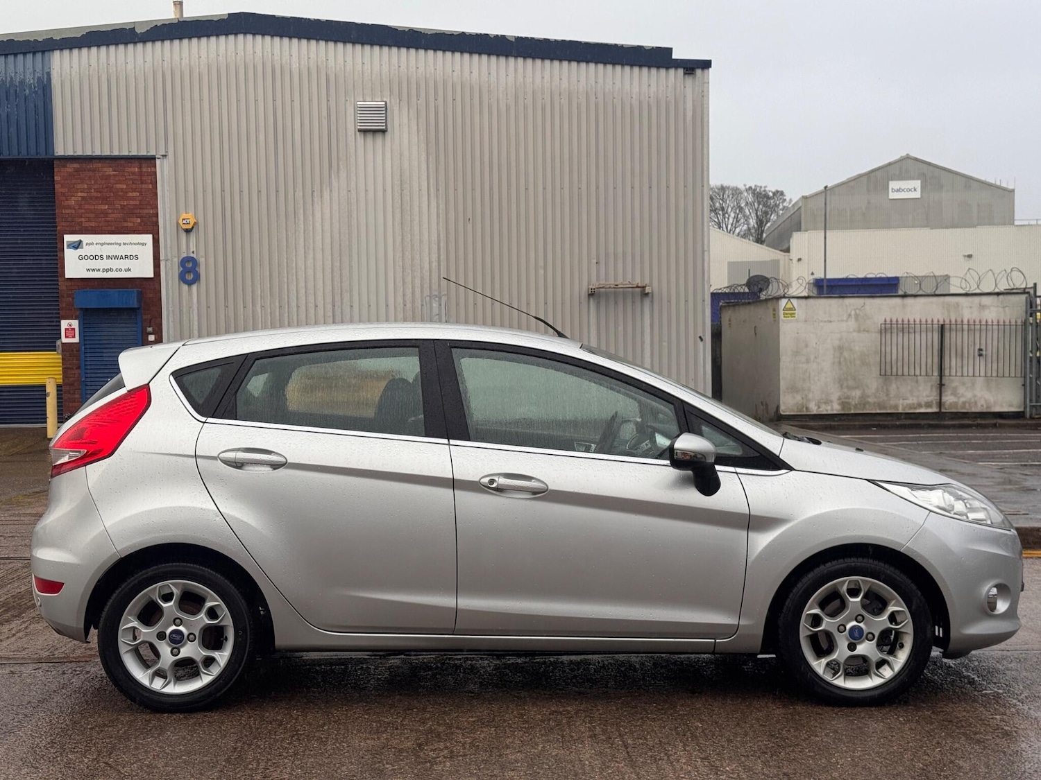 Used Ford Fiesta 2011 for sale - 77512280: Photo 7
