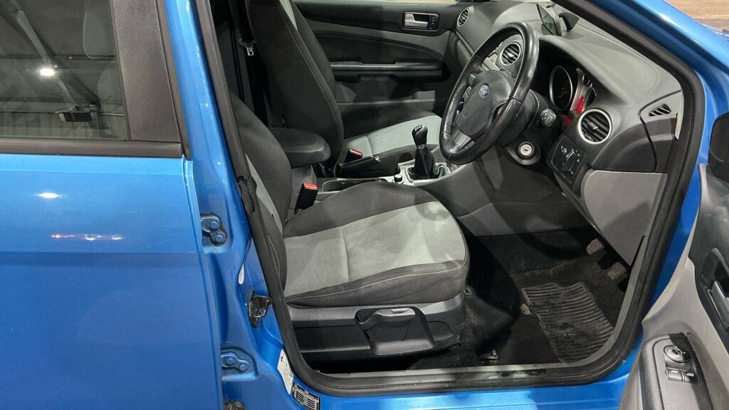 Used Ford Focus 2009 for sale - 77646641: Photo 9