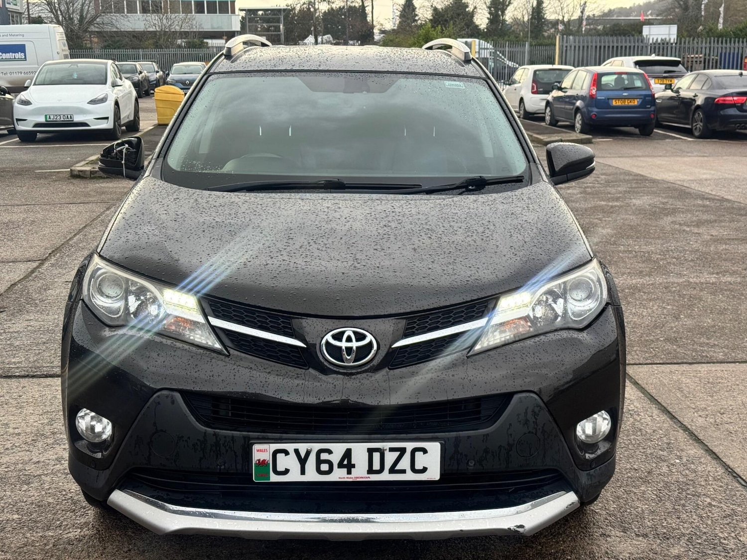 Used Toyota RAV4 2015 for sale - 77575030: Photo 2