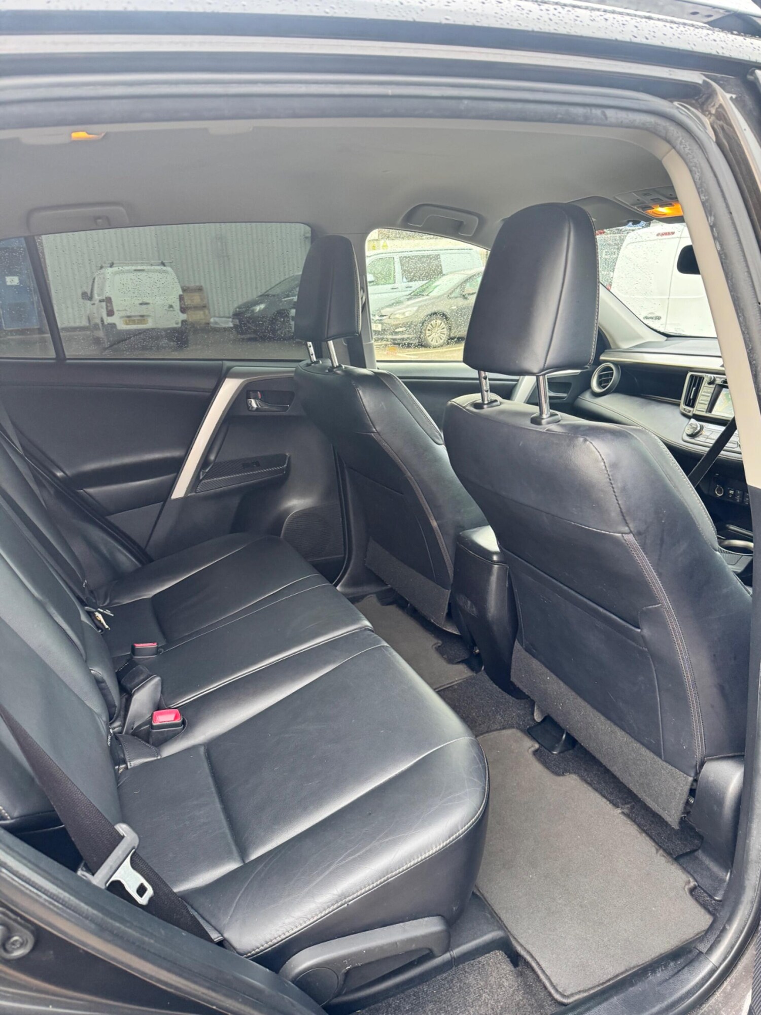 Used Toyota RAV4 2015 for sale - 77575030: Photo 22