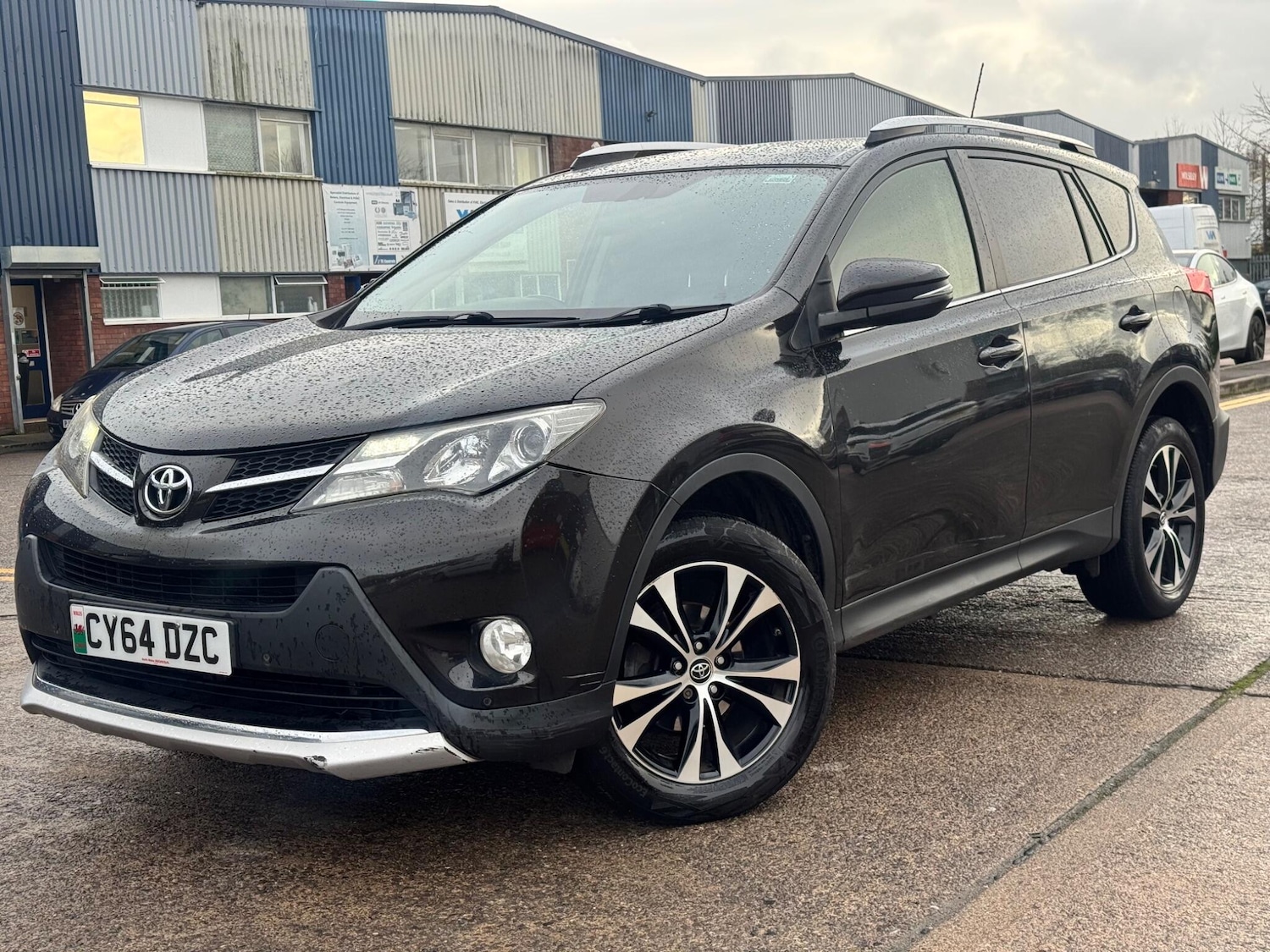 Used Toyota RAV4 2015 for sale - 77575030: Photo 3