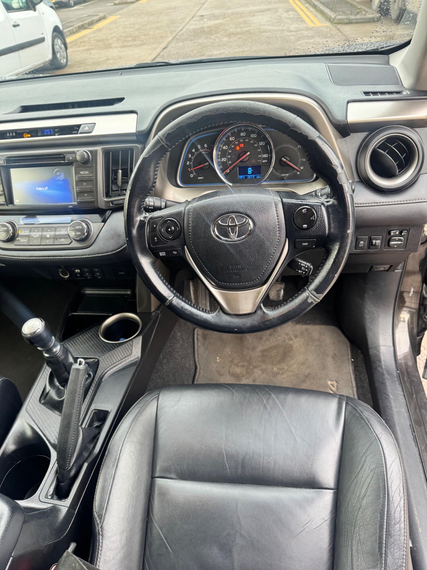 Used Toyota RAV4 2015 for sale - 77575030: Photo 45