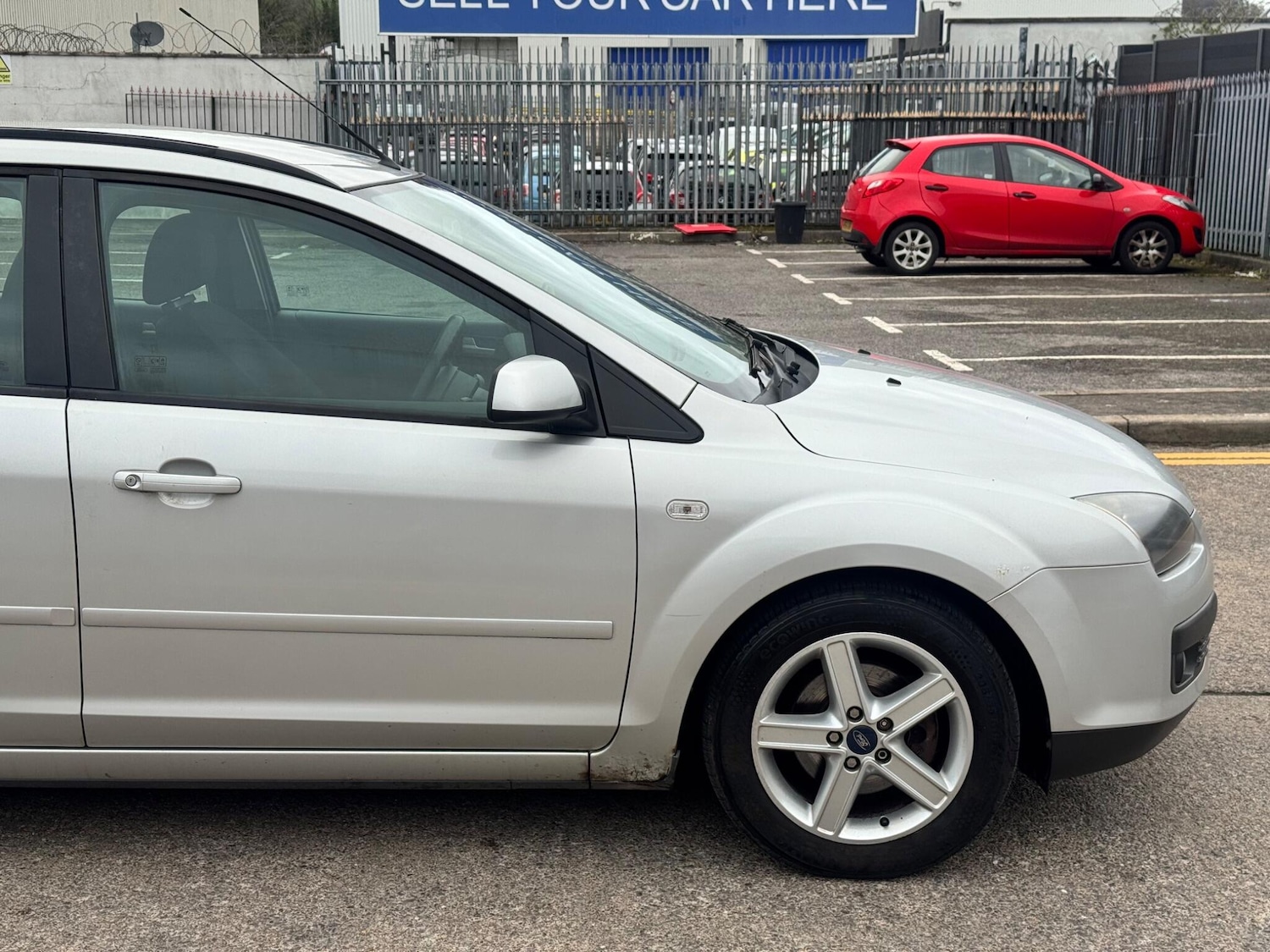 Used Ford Focus for sale - 77925510: Photo 14