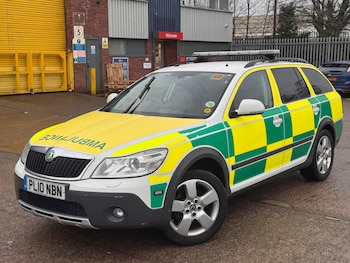 Used Skoda Octavia 2010 for sale - 77799055: Photo