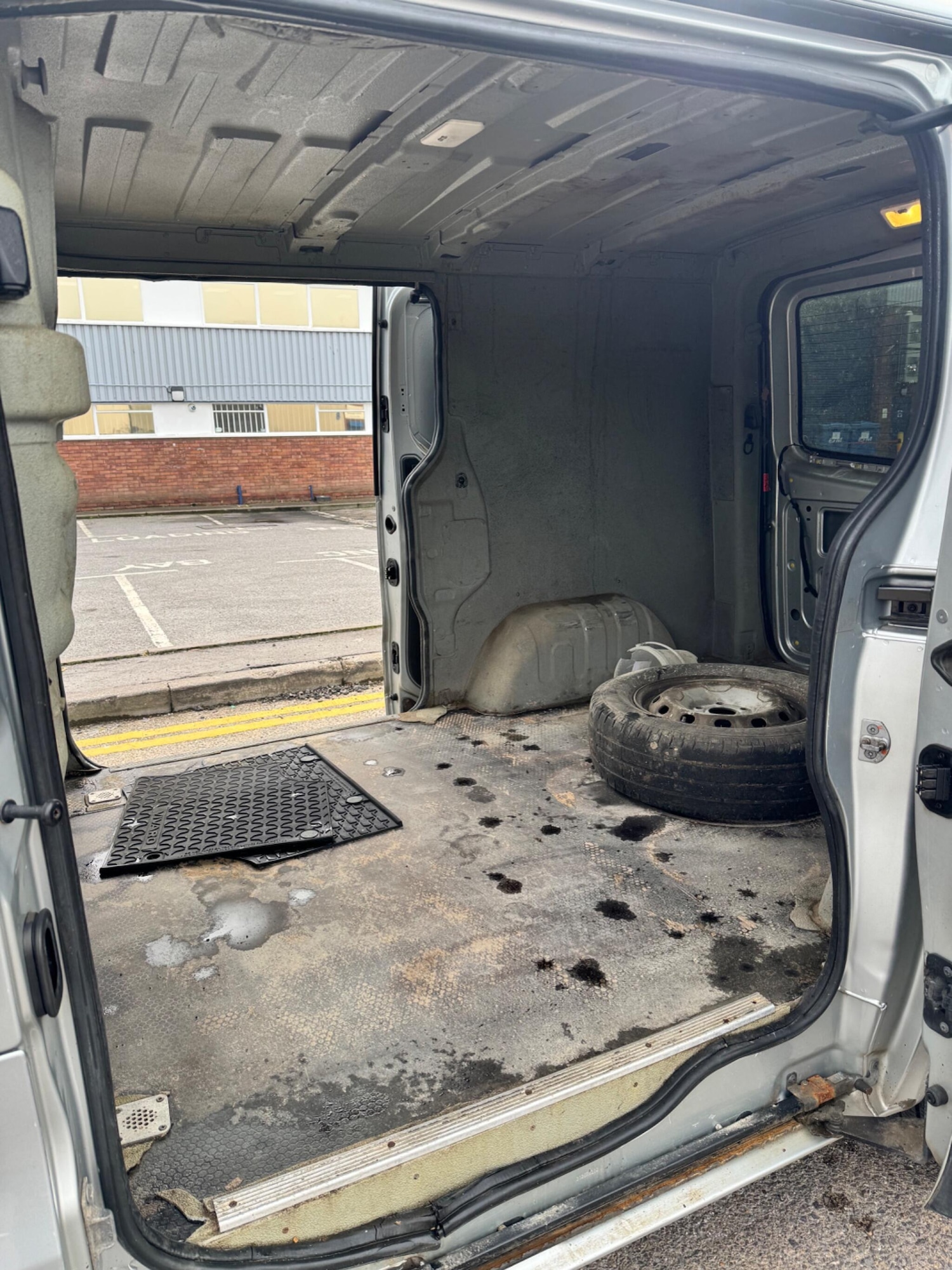 Used Vauxhall Vivaro 2017 for sale - 77512297: Photo 36