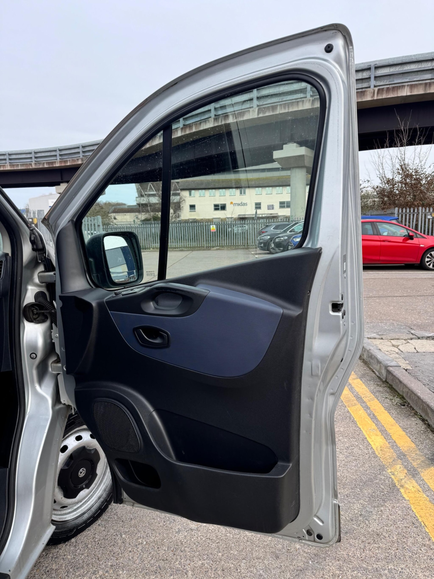 Used Vauxhall Vivaro 2017 for sale - 77512297: Photo 38