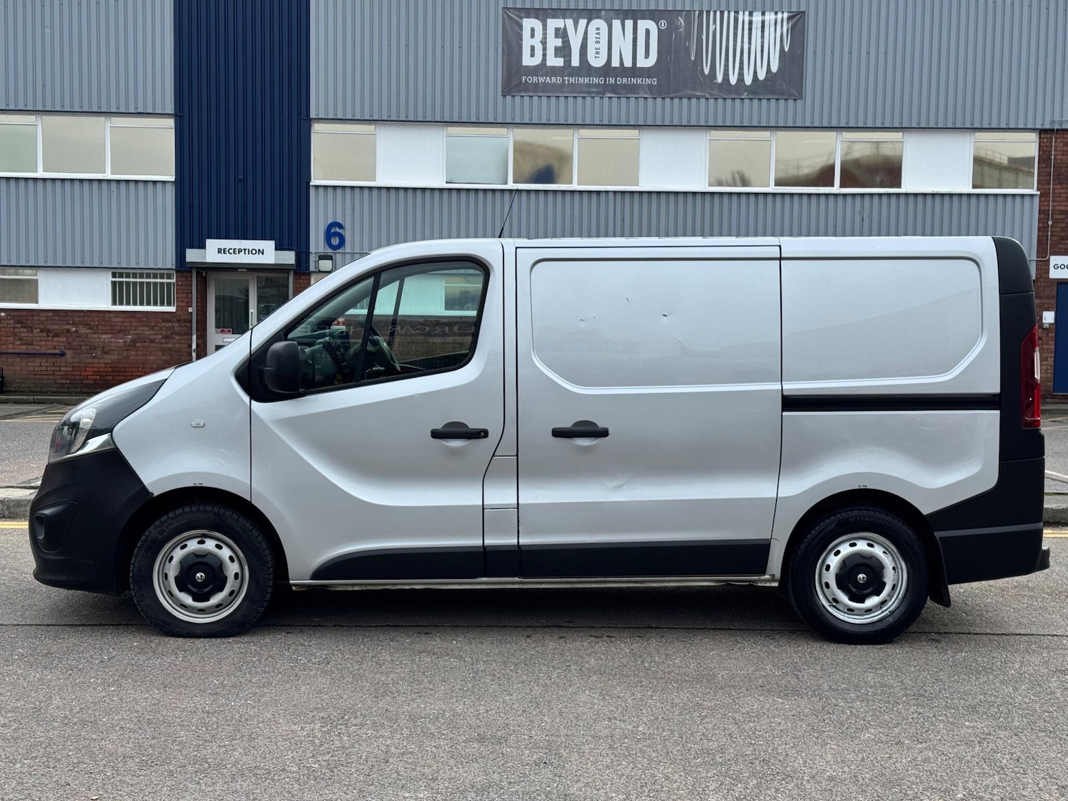 Used Vauxhall Vivaro 2017 for sale - 77512297: Photo 8