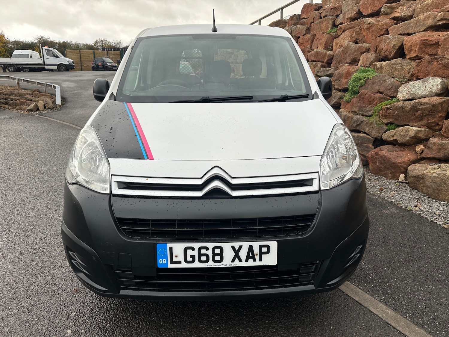 Used Citroen Berlingo 2018 for sale - 77021386: Photo 2