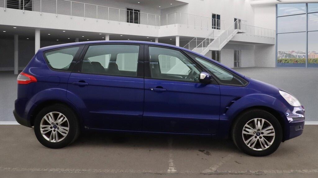 Used Ford S-Max 2013 for sale - 77512265: Photo 5