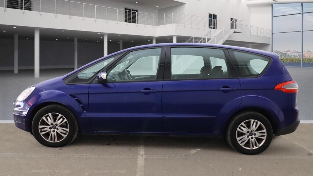 Used Ford S-Max 2013 for sale - 77512265: Photo 6