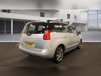 Used Peugeot 5008 2014 for sale - 77512300: Photo