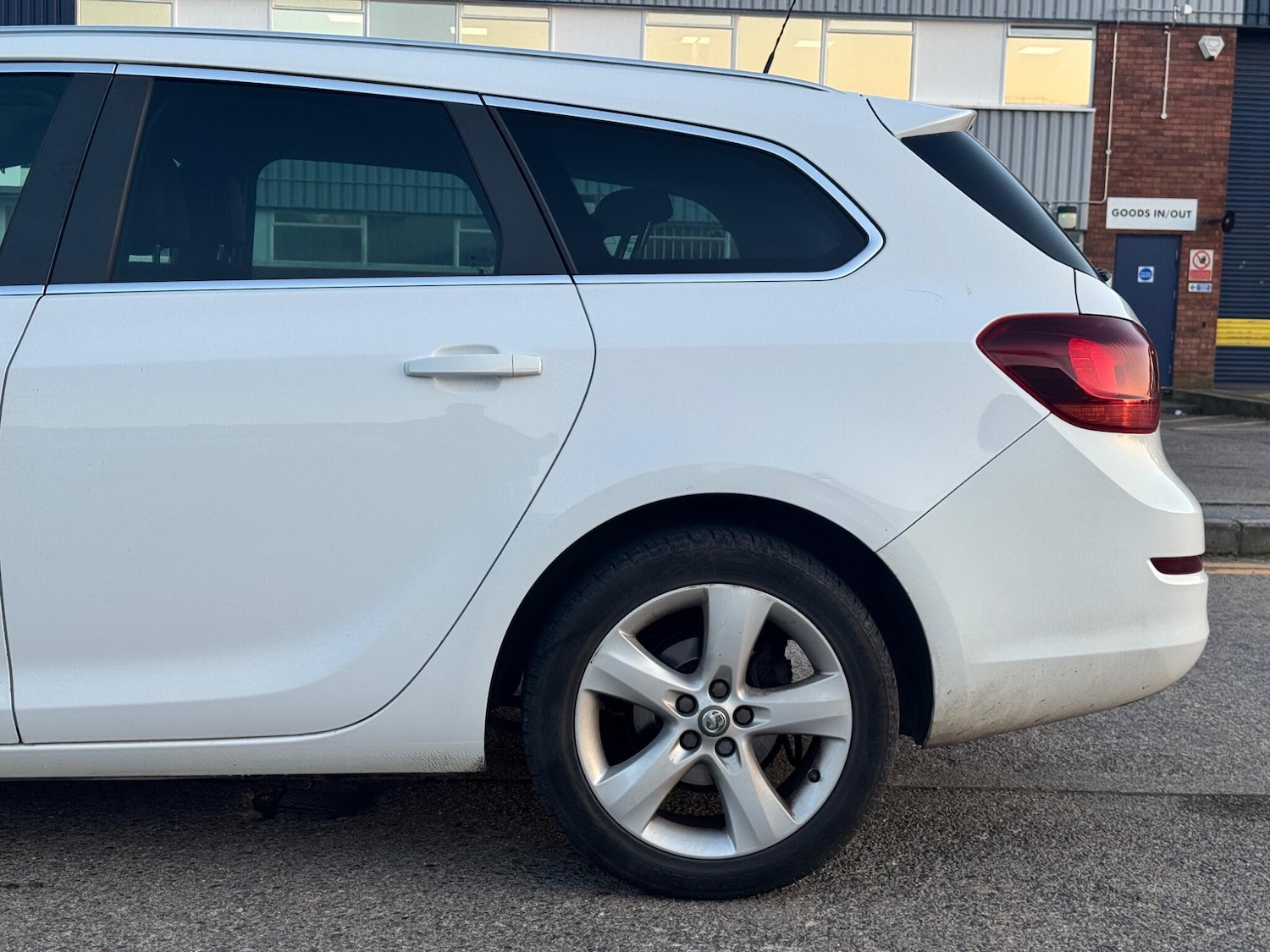 Used Vauxhall Astra 2012 for sale - 77783242: Photo 38